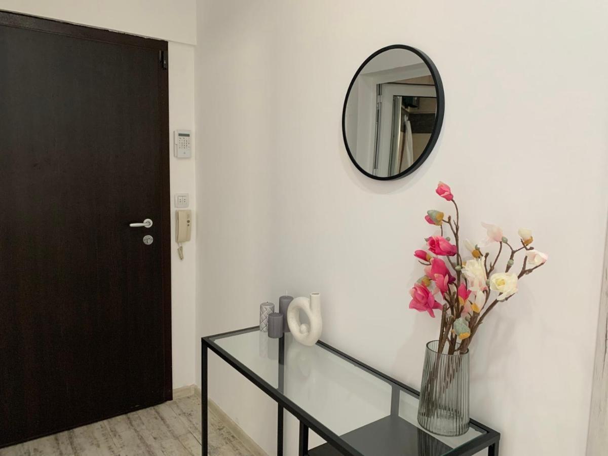 Nordic Style Apartment With Underground Parking Sofia Exterior photo