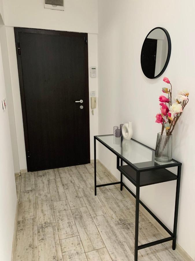 Nordic Style Apartment With Underground Parking Sofia Exterior photo